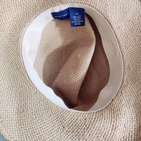 NWOT Cole haan hat - Picture 2 of 2